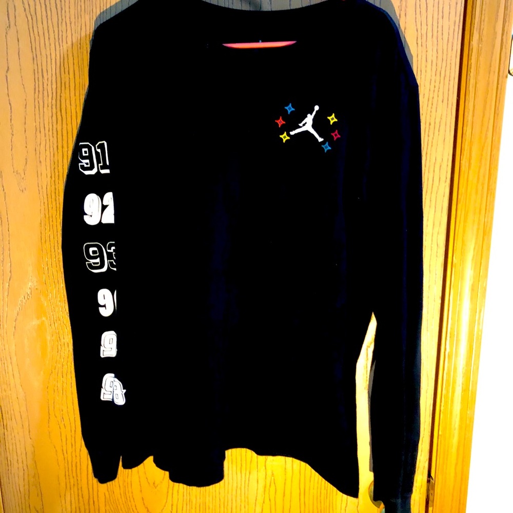 Jordan Long sleeve shirt XL Champions of the world
